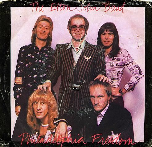 Elton John – Philadelphia Freedom