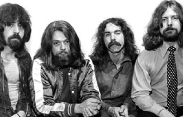 Byrds – Tiffany&nbsp;Queen