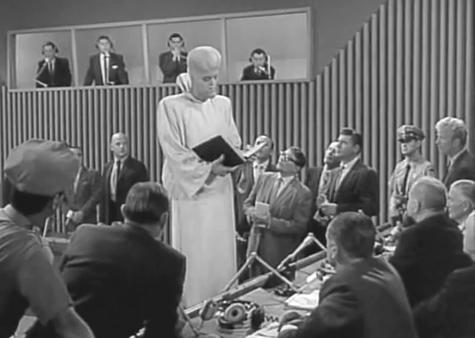 Twilight Zone – To Serve&nbsp;Man